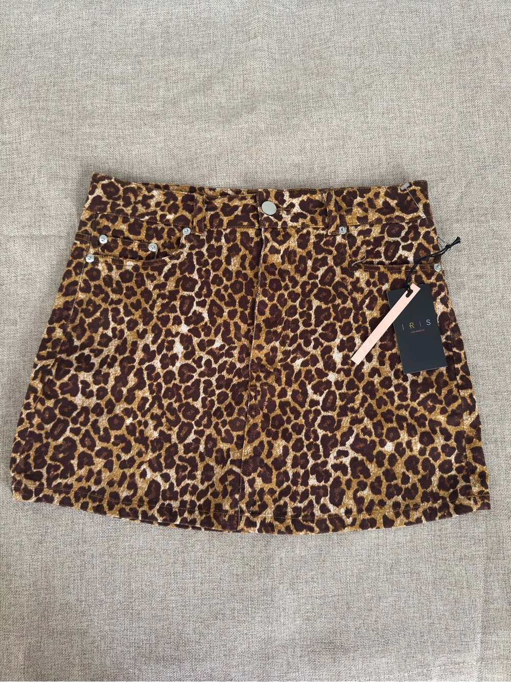 🐆 R I S Leopard Print Mini Skirt – Size M